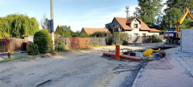 Platform construction equipment